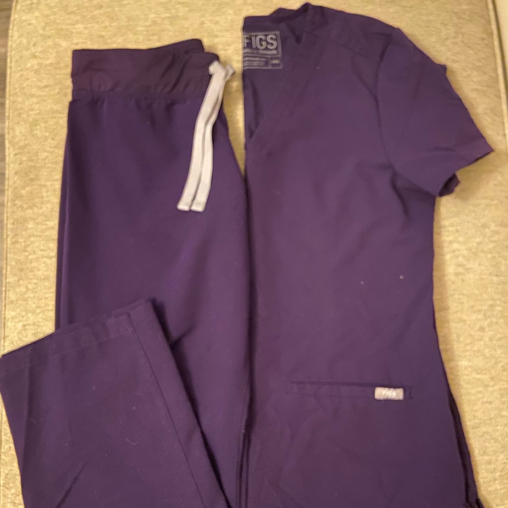 Figs Purple XSP Livingston & XXS Casma